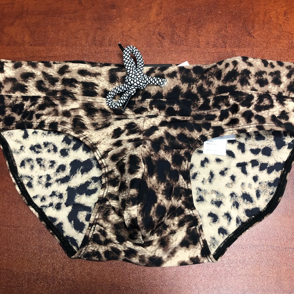 Men’s INC Cheetah print Quick-dry Speedo.